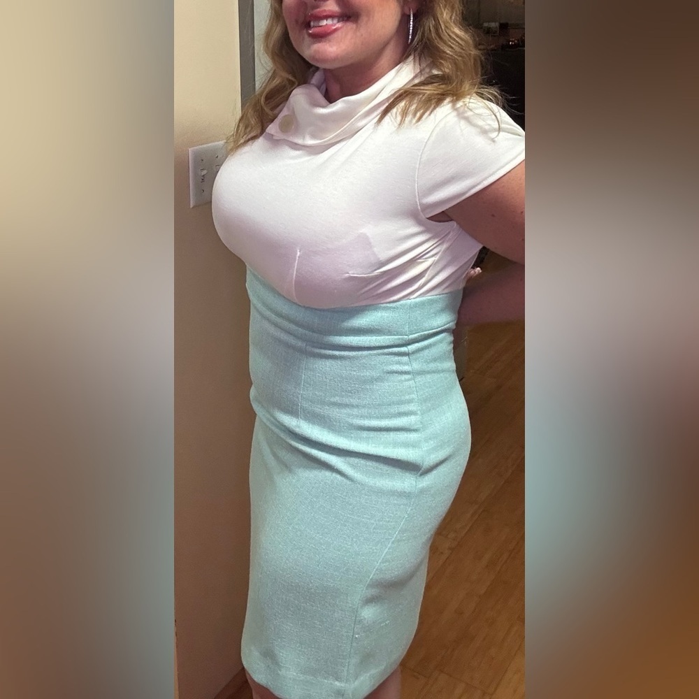 Chic White and Light Blue dress midi - Picture 5 of 9